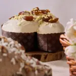 Colomba Vesuviella, pastiera del vesuvio, con albicocca pellecchiella