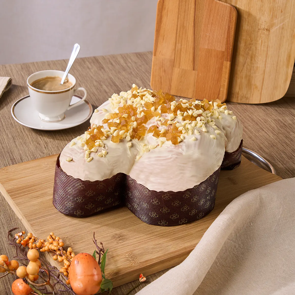 Colomba mela, cannella e cioccolato bianco