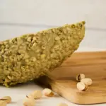 Uovo nocciolato al Pistacchio