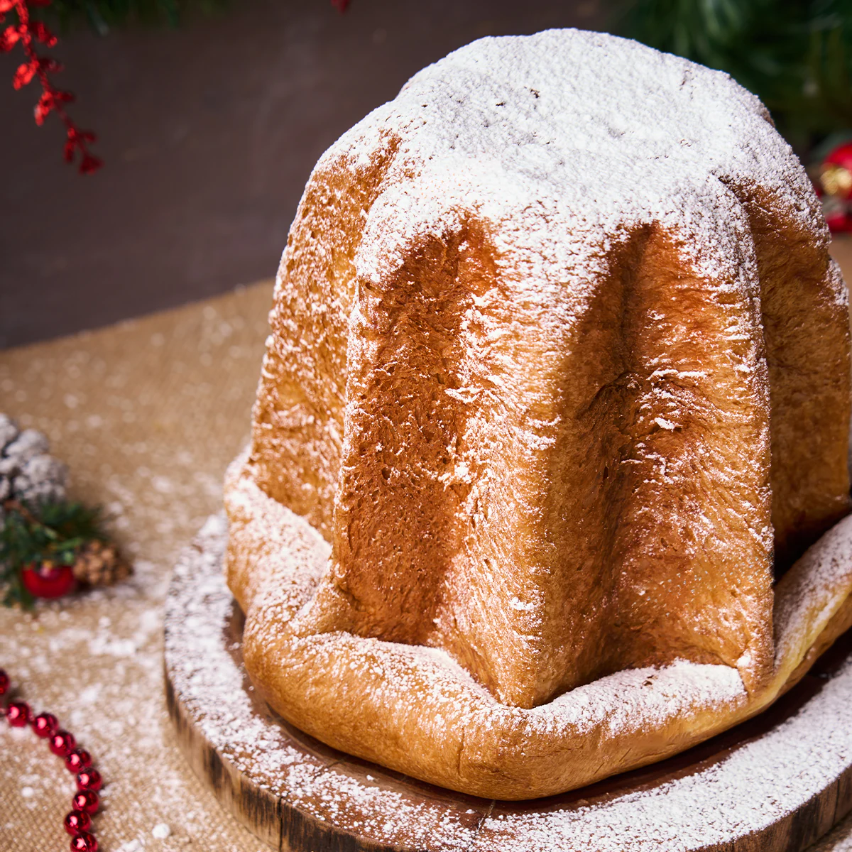 Pandoro sfogliato all’Arancia